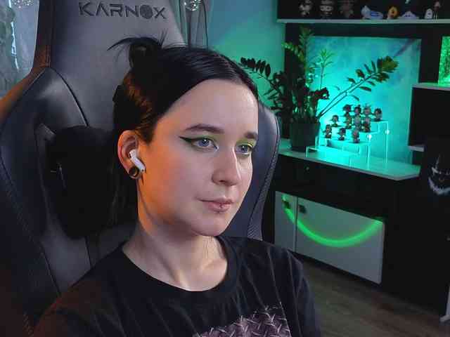Kira_Li_Lime webcam
