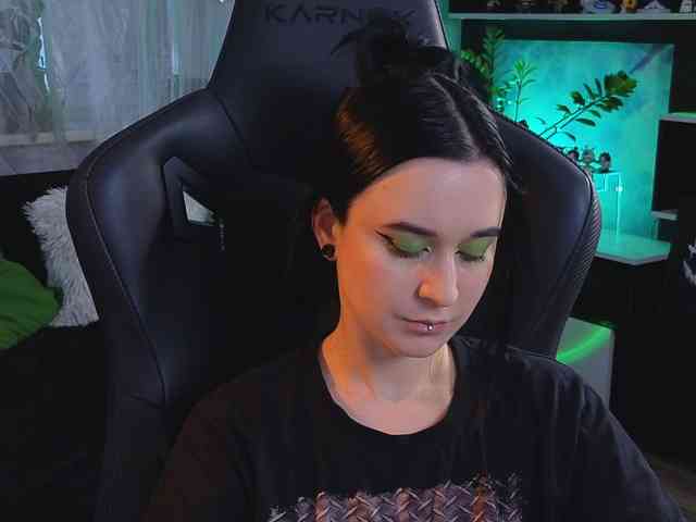 Kira_Li_Lime webcam