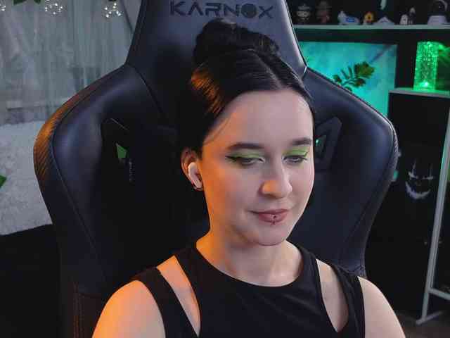 Kira_Li_Lime webcam