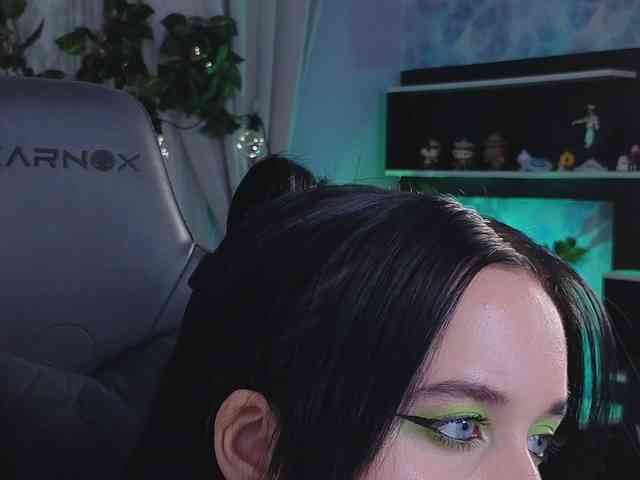 Kira_Li_Lime webcam