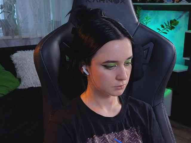 Kira_Li_Lime webcam