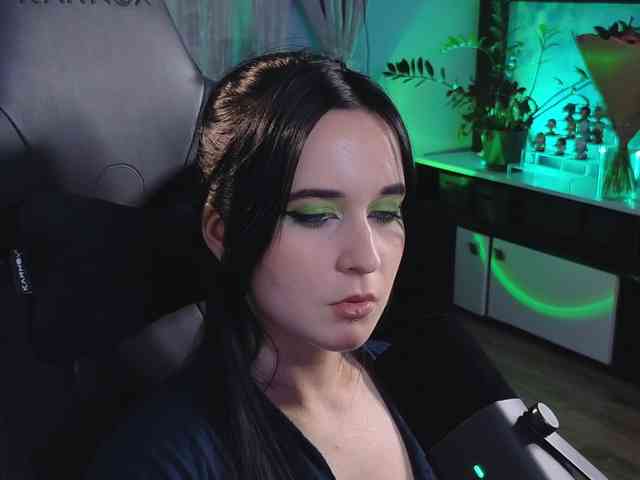 Kira_Li_Lime webcam