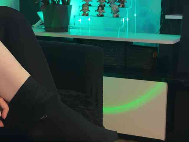 Kira_Li_Lime webcam