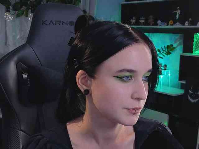Kira_Li_Lime webcam
