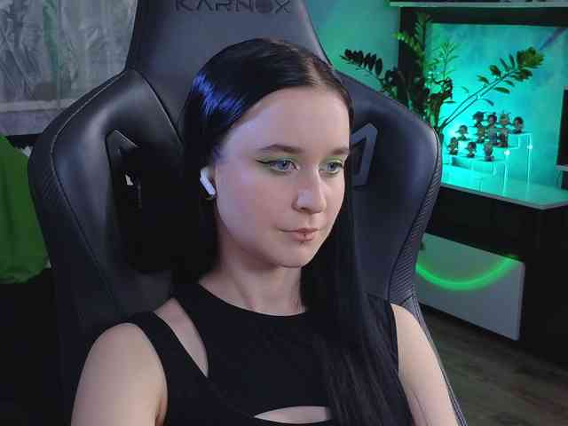 Kira_Li_Lime webcam