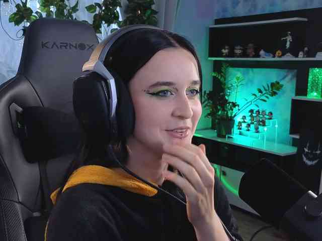 Kira_Li_Lime webcam