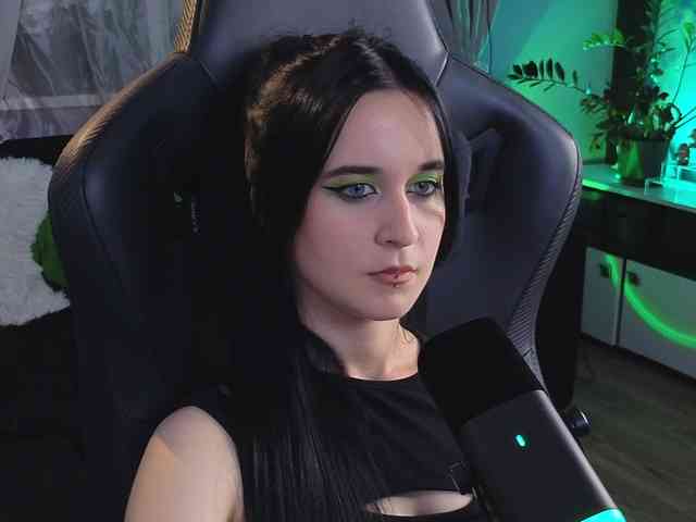 Kira_Li_Lime webcam