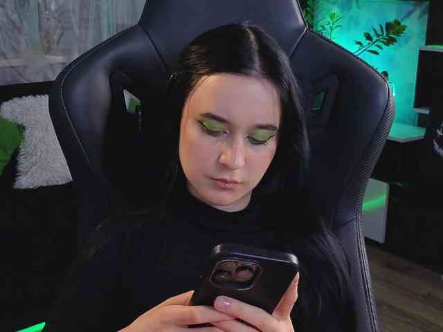 Kira_Li_Lime webcam