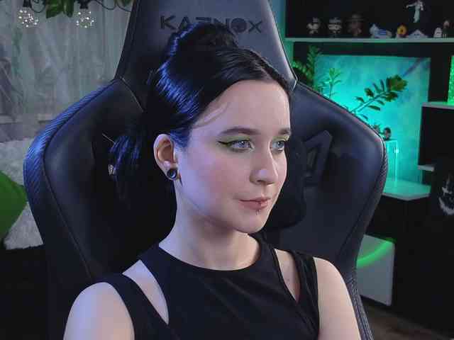 Kira_Li_Lime webcam