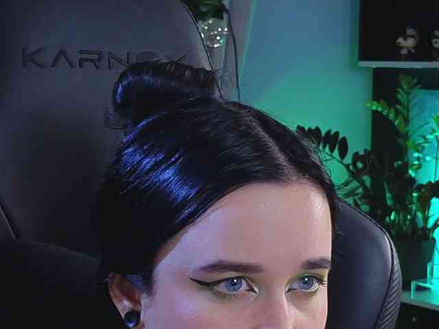 Kira_Li_Lime webcam