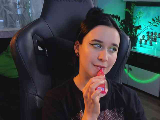 Kira_Li_Lime webcam