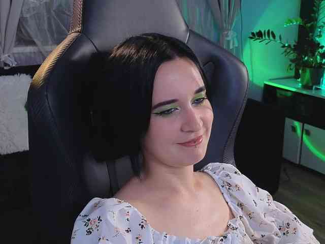 Kira_Li_Lime webcam