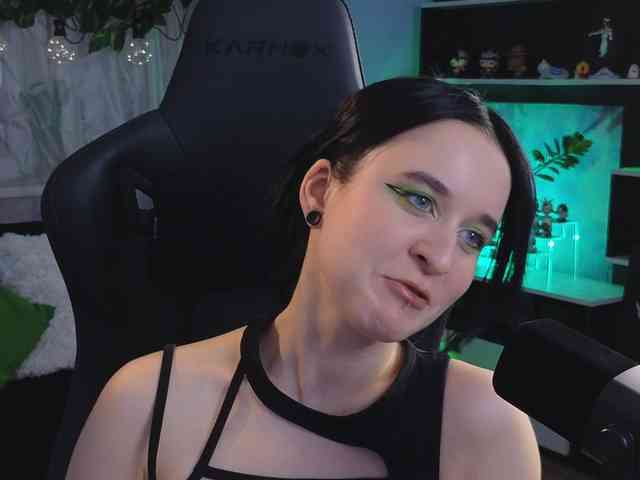 Kira_Li_Lime webcam