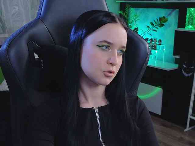 Kira_Li_Lime webcam