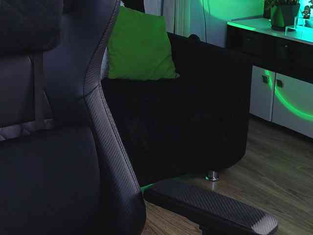 Kira_Li_Lime webcam