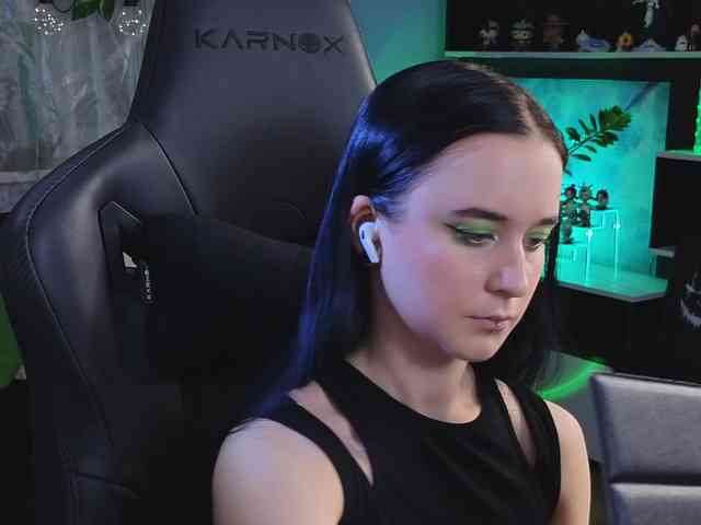 Kira_Li_Lime webcam