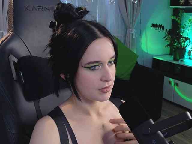 Kira_Li_Lime webcam