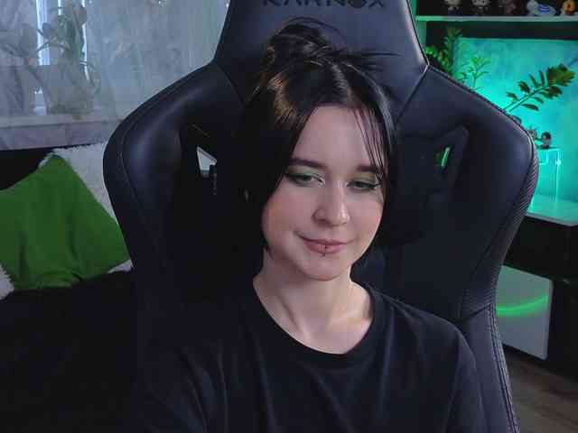 Kira_Li_Lime webcam