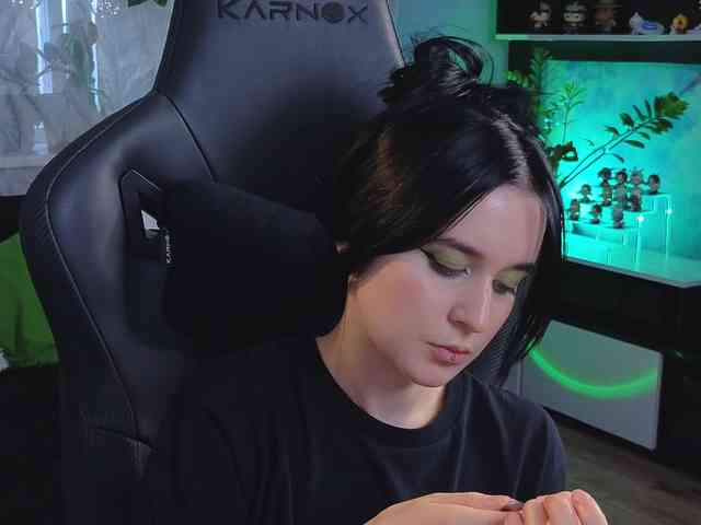 Kira_Li_Lime webcam