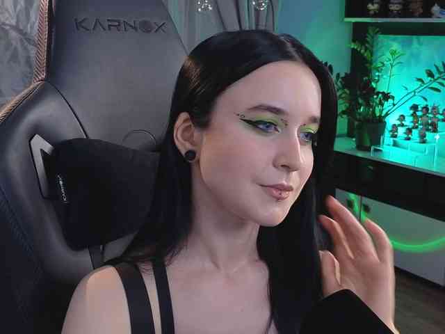 Kira_Li_Lime webcam