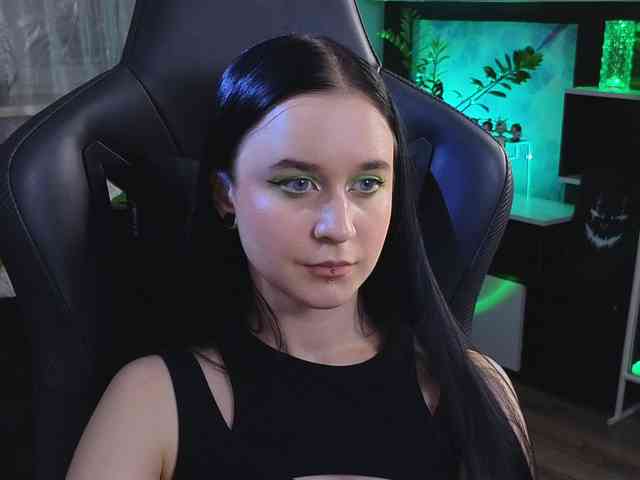 Kira_Li_Lime webcam