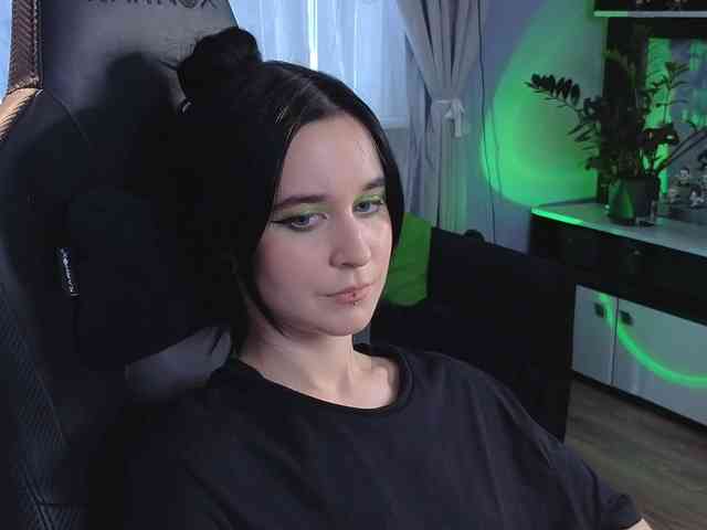 Kira_Li_Lime webcam