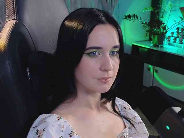 Kira_Li_Lime webcam