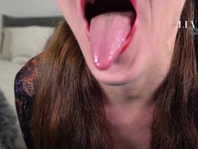 levurassets's BongaCams show and profile