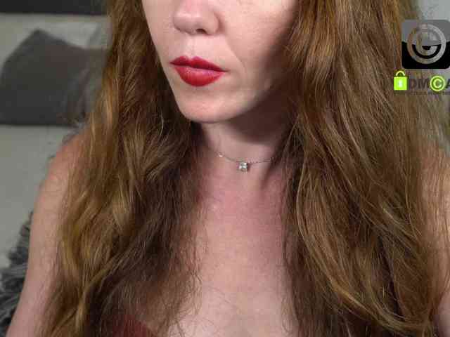 LeverageURAssets webcam