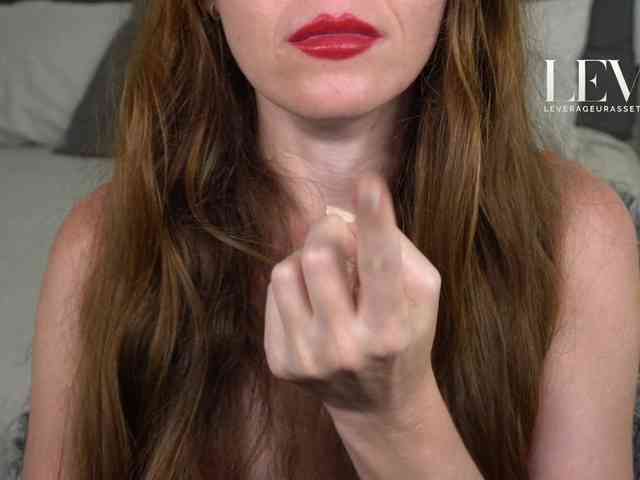 LeverageURAssets webcam