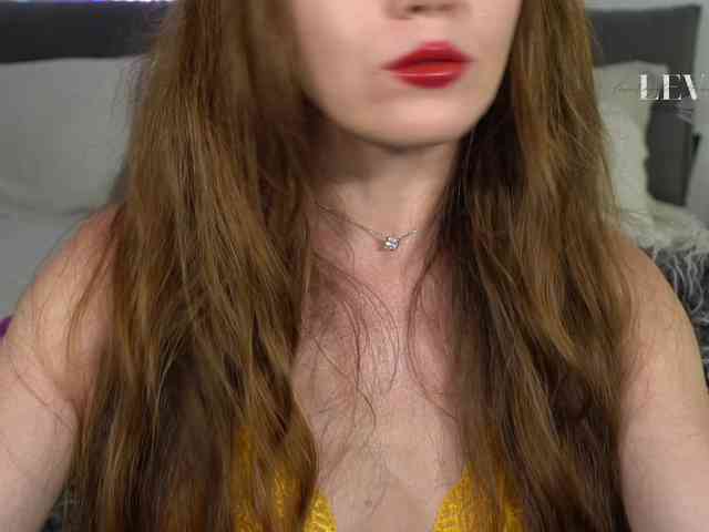 LeverageURAssets webcam