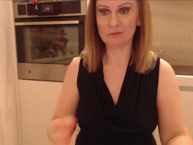 JacquiGray's BongaCams show and profile