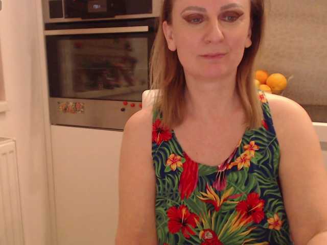 JacquiGray's BongaCams show and profile