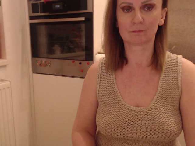 JacquiGray's BongaCams show and profile