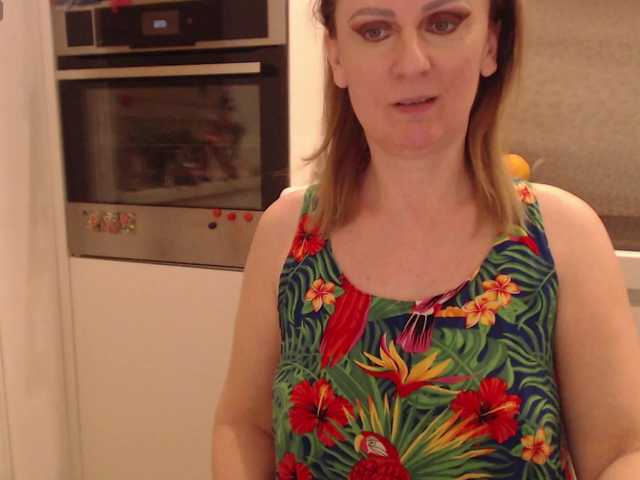 JacquiGray's BongaCams show and profile