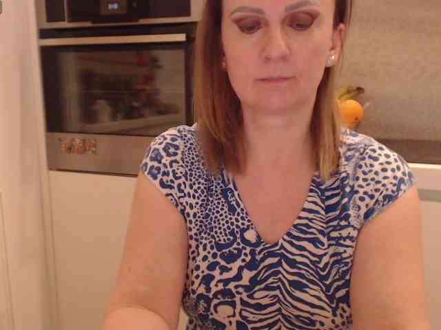 JacquiGray Live Webcam on BongaCams