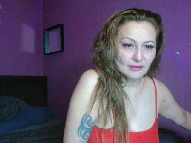 Candy-Presley Candy-Presley