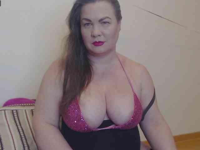 Lady-Adrianna Lady-Adrianna