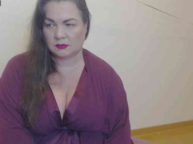 Lady-Adrianna Lady-Adrianna