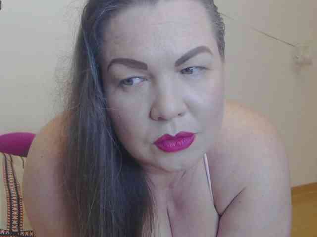 Lady-Adrianna Lady-Adrianna