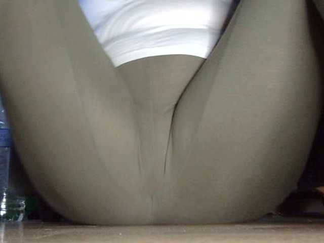 Sex chat gratuit in direct cu YourDesire36 pe BongaCams