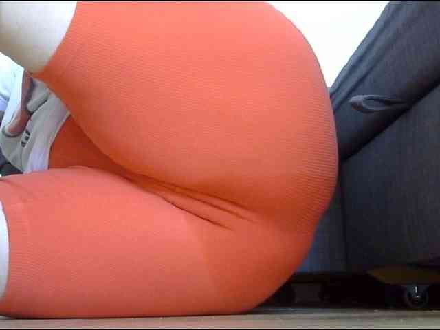 YourDesire36 webcam