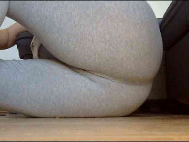 YourDesire36 webcam