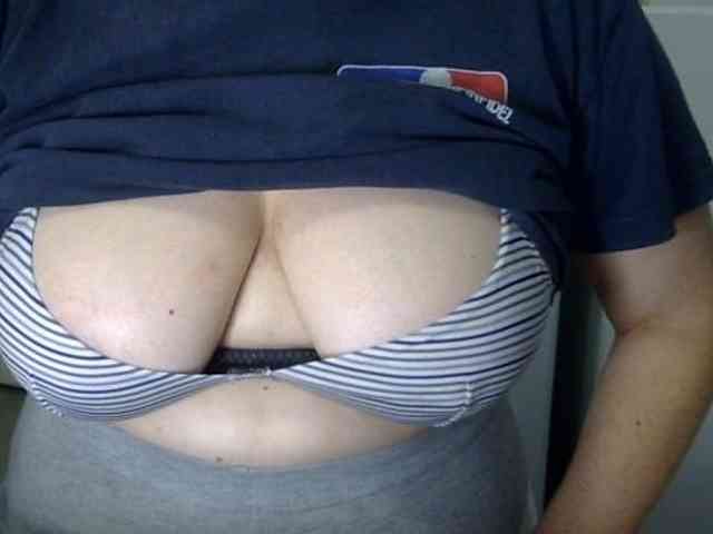 YourDesire36 webcam