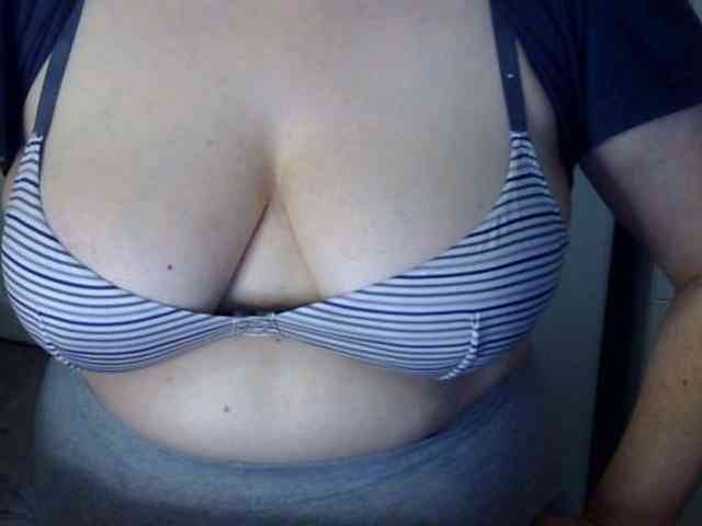 YourDesire36 webcam
