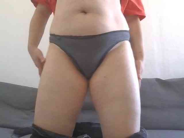 YourDesire36 webcam