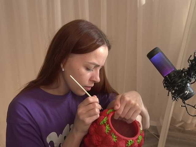 BlackWidow22's BongaCams show and profile