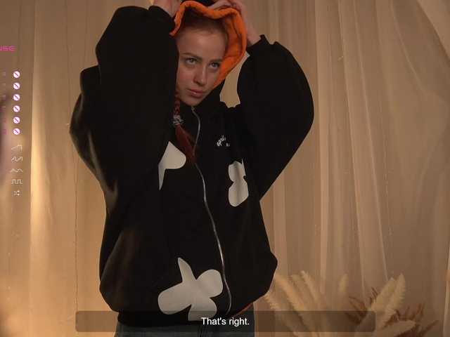 BlackWidow22's BongaCams show and profile