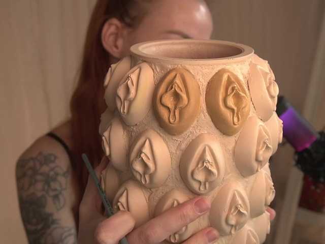 BlackWidow22's BongaCams show and profile