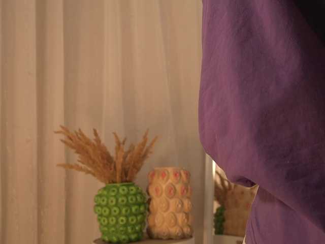 BlackWidow22's BongaCams show and profile